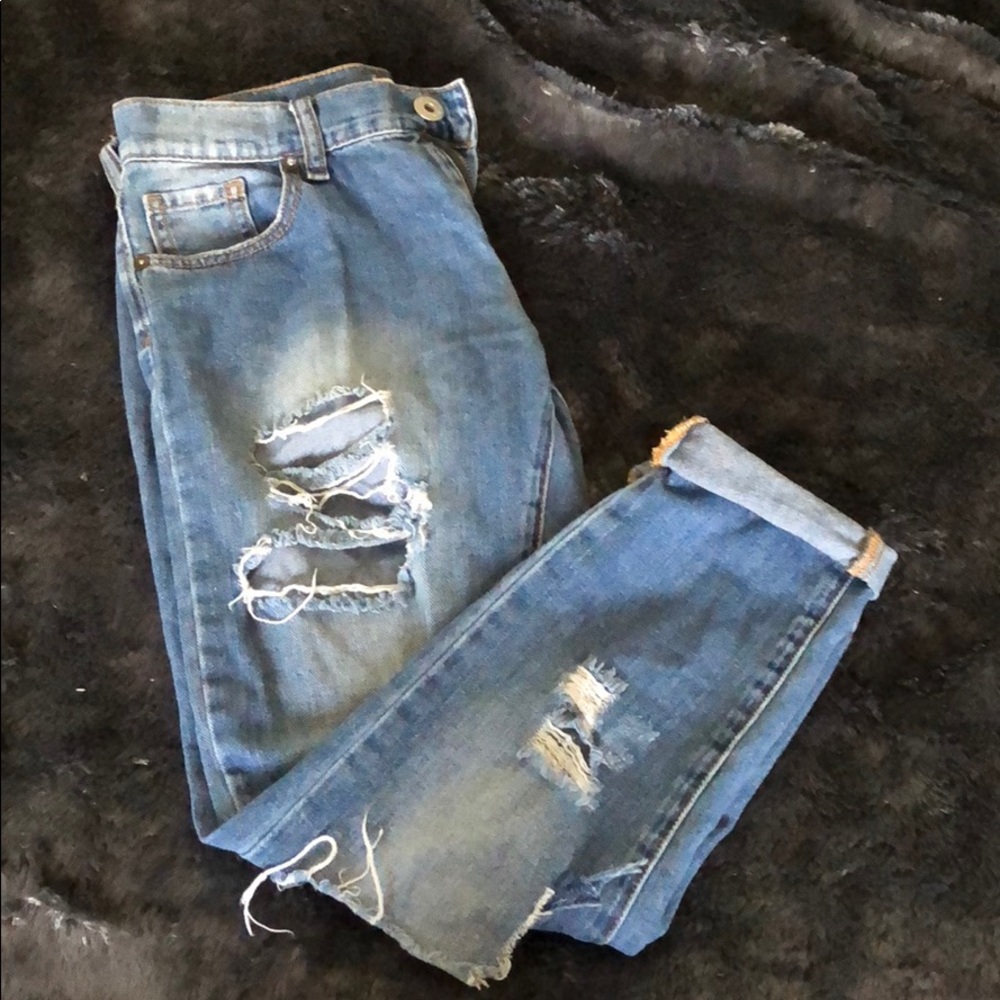 Ripped Boyfriend Jeans
